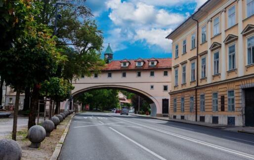 Ravnanje s prostorom sodi v reformni paket!