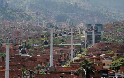 Kolumbijski Medellin z inovacijami po poti družbene enakosti