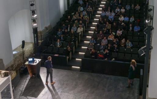 Obvladovanje vode v mestih – poročilo s konference