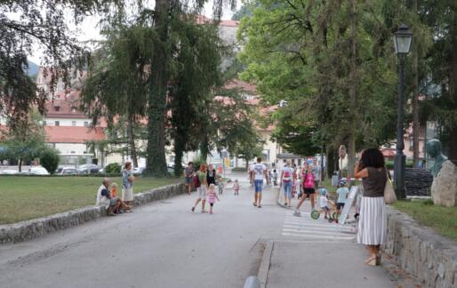 »Končno nam ni treba biti ves čas na trnih, od kod bo pridrvel avto ali motor«