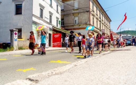 Odprta ulica kaže, da si Postojnčani želijo ulic po meri ljudi