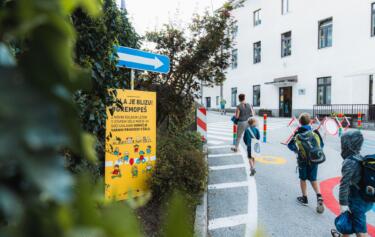 Z novim šolskim letom bo v starem delu Mosta na Soči območje varnih prihodov v vrtec in šolo
