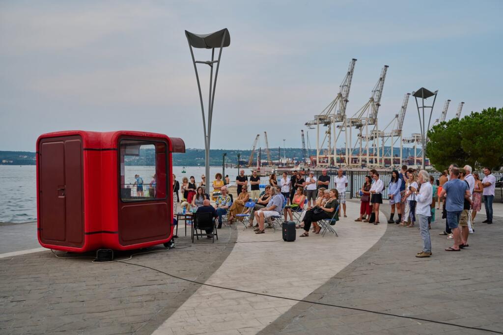 MM #4 / Koper, Slovenija / Urbana kavarna. Foto: Črt Kozlovič