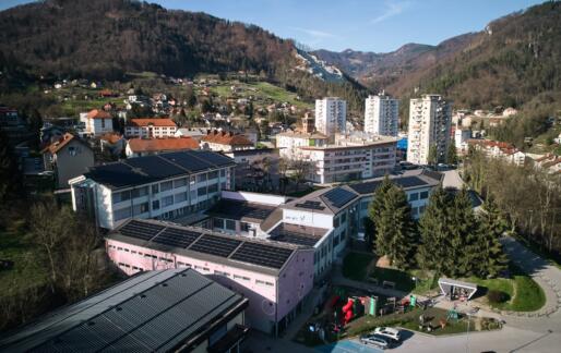 Mesta >> mestom: Skupnostna elektrarna Sončna šola