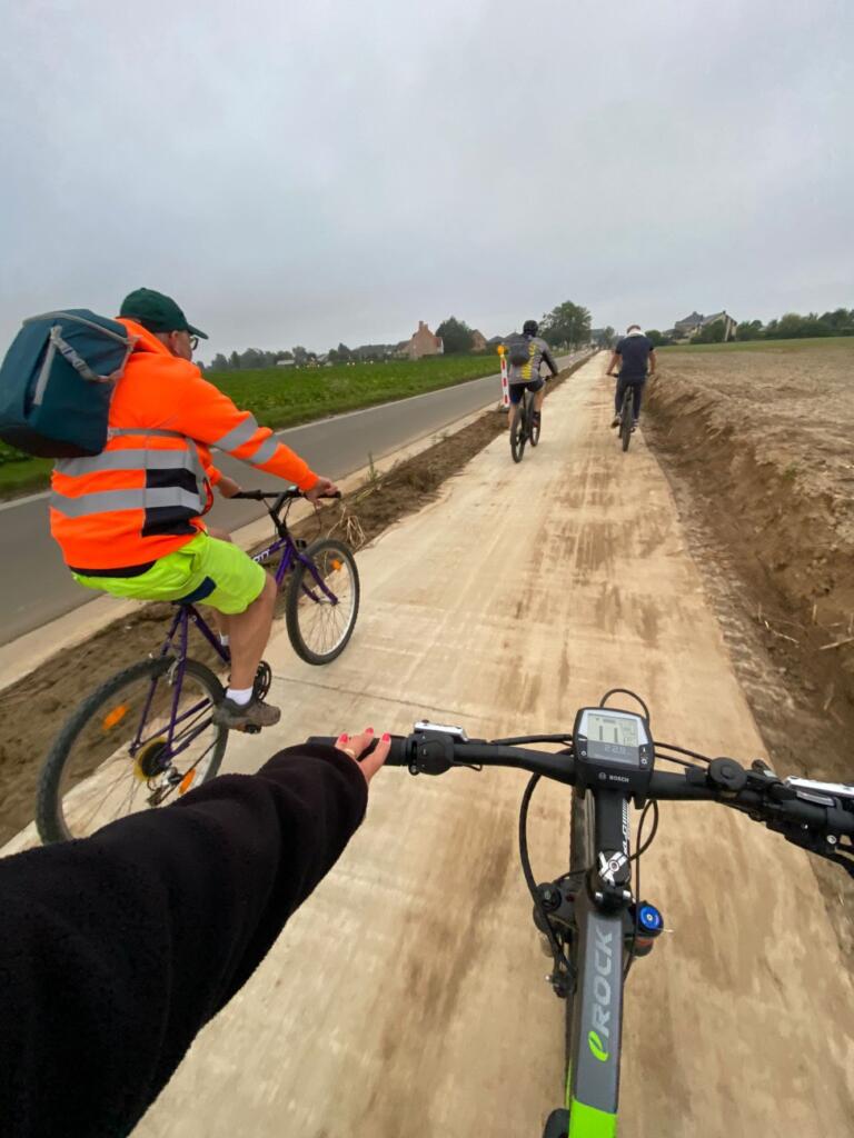 Uslužbenci javne uprave z veseljem uporabljajo nove kolesarske steze. Foto: Mesto Hannut