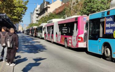Mesto brez hrbtenice: Zgodovina načrtov za zmogljiv javni promet v Ljubljani po ukinitvi tramvaja
